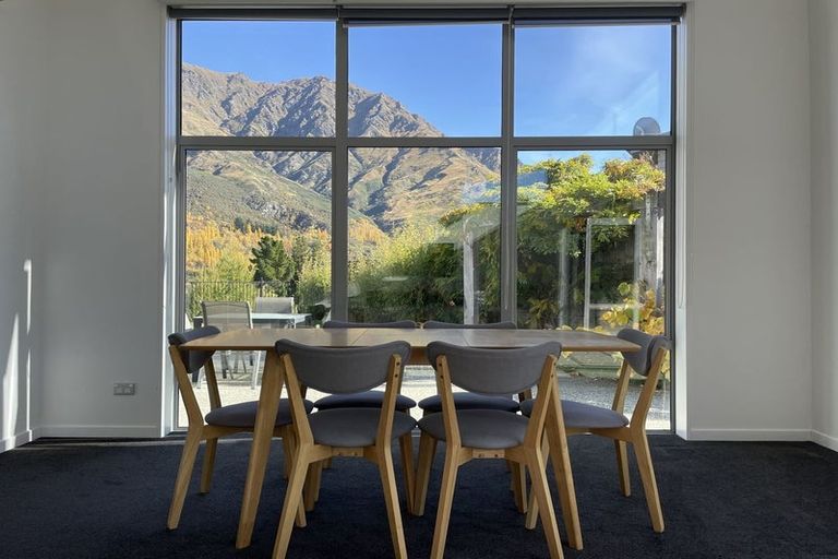 Photo of property in 1 Morning Star Terrace, Arthurs Point, Queenstown, 9371