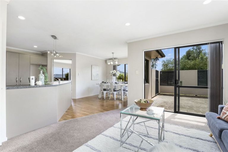 Photo of property in 15 Farleigh Close, Huntington, Hamilton, 3210