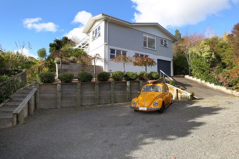 Photo of property in 11 Busby Hill, Havelock North, 4130