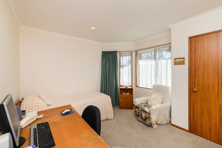 Photo of property in 206 Park Road, Hokowhitu, Palmerston North, 4410