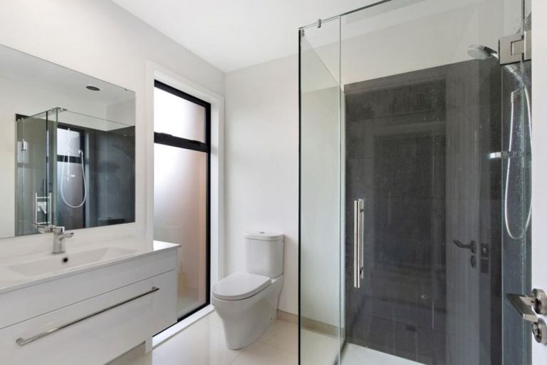 Photo of property in 28 Wineberry Avenue, Amberley, 7410