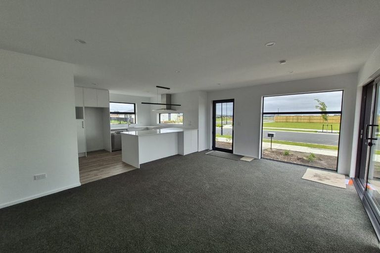 Photo of property in 2 Harlequin Drive, Rolleston, 7614