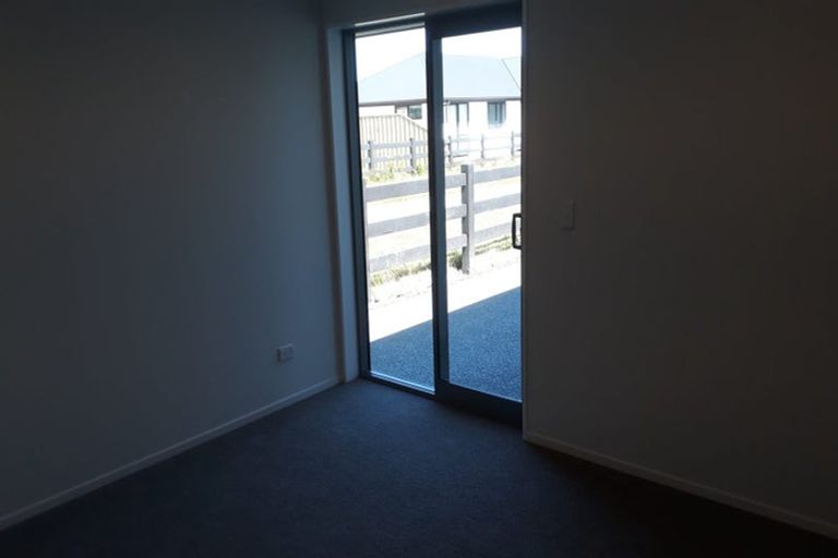 Photo of property in 34 Lomu Way, Rolleston, 7615