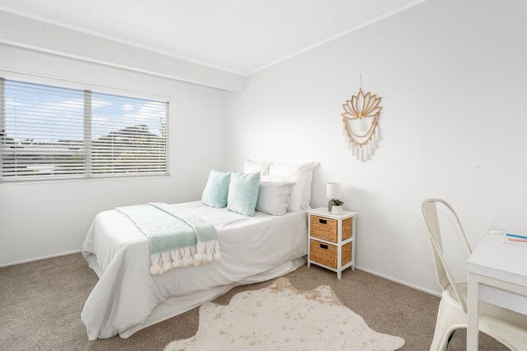 Photo of property in 11 Transom Close, Whitby, Porirua, 5024