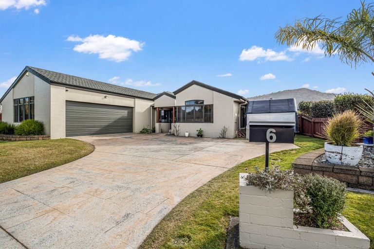Photo of property in 6 Mccahon Drive, Pukehangi, Rotorua, 3015