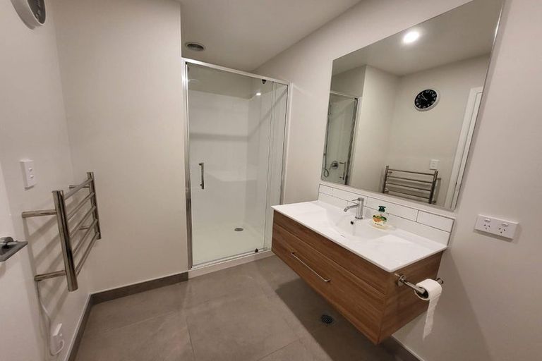 Photo of property in 1 Pukakaho Lane, Papatoetoe, Auckland, 2025