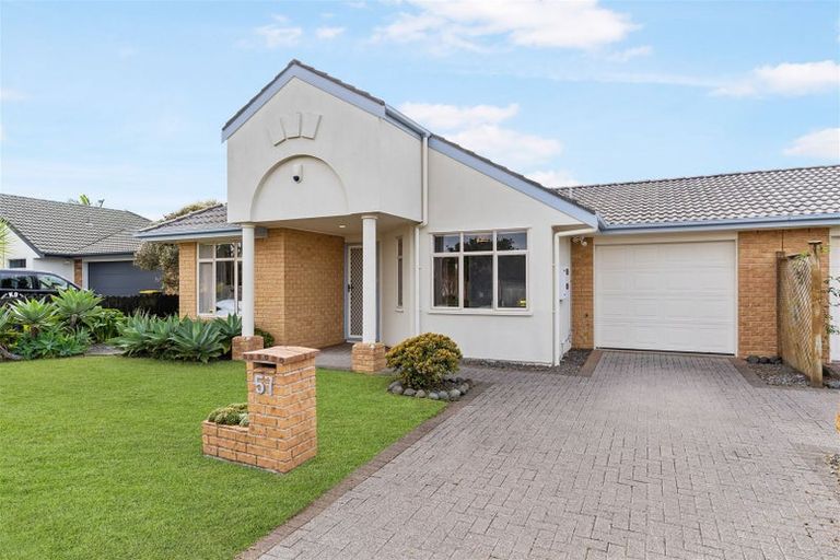 Photo of property in 57 Fernbrook Close, Burswood, Auckland, 2013