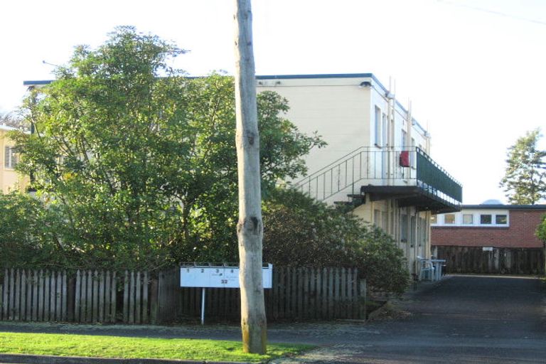 Photo of property in 6/32 Willoughby Street, Whitiora, Hamilton, 3200