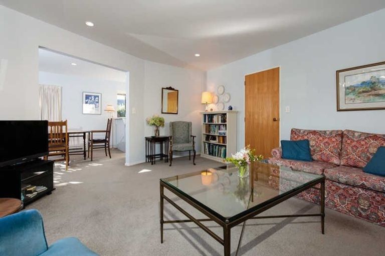 Photo of property in 1/256 Grahams Road, Bishopdale, Christchurch, 8053