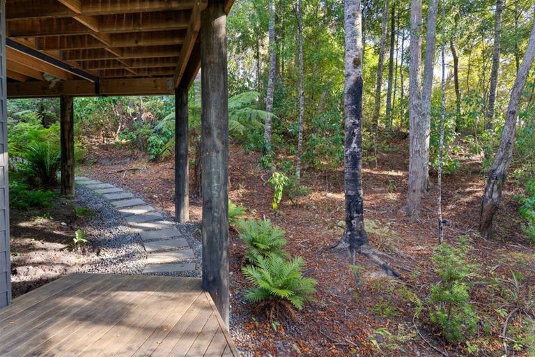 Photo of property in 10 Island View Close, Paihia, 0200