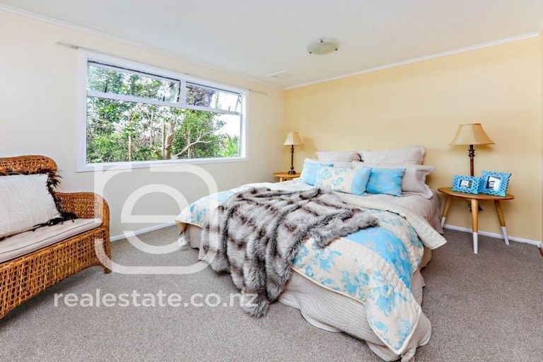 Photo of property in 42 Gordon Avenue, Milford, Auckland, 0620