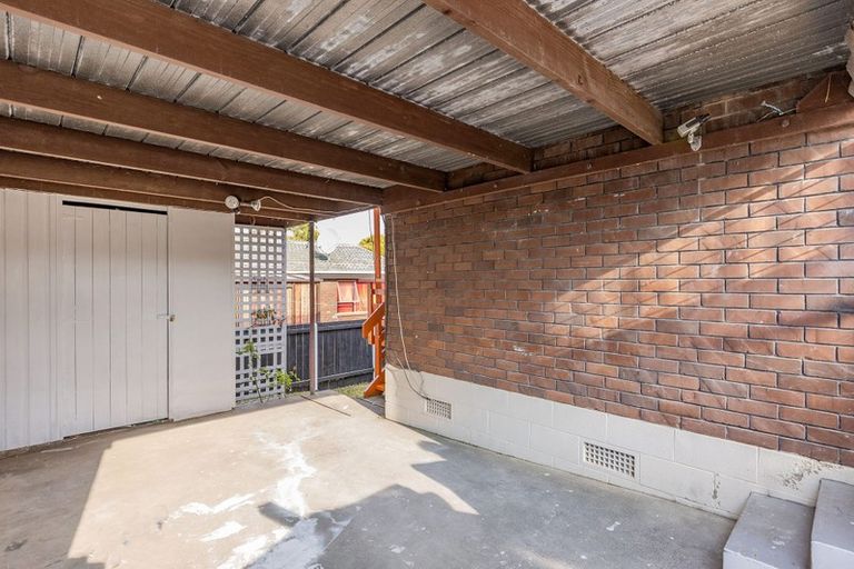 Photo of property in 5/3204 Great North Road, New Lynn, Auckland, 0600