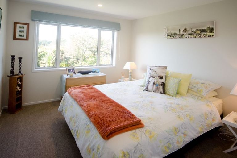 Photo of property in 82 Pohutukawa Parade, Riverhead, 0820