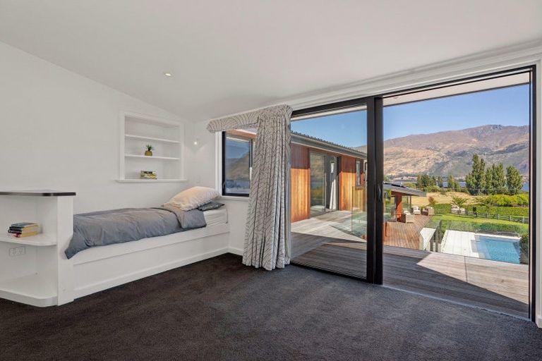Photo of property in 314 Beacon Point Road, Wanaka, 9305