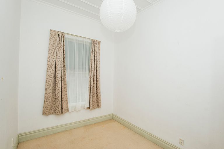 Photo of property in 12 Iranui Road, Inner Kaiti, Gisborne, 4010