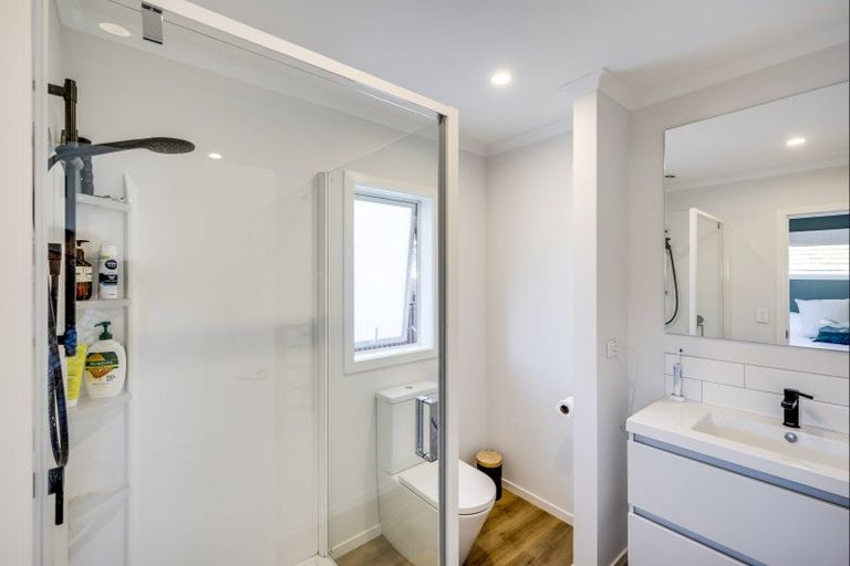 Photo of property in 1202a Norfolk Crescent, Mayfair, Hastings, 4122