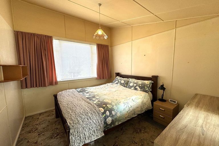 Photo of property in 2262 Papatowai Highway, Maclennan, Owaka, 9586