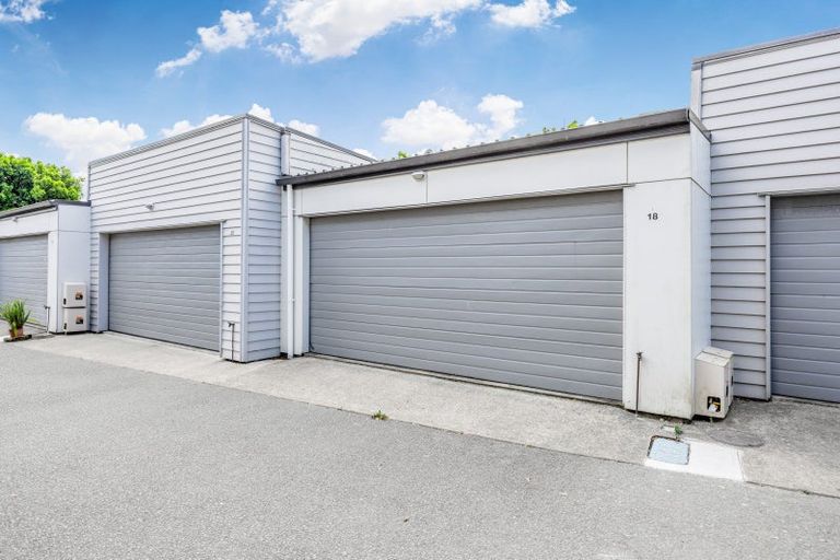 Photo of property in 18 Kauri Drive, Takanini, 2112