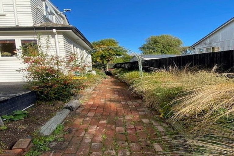 Photo of property in 14 Denvir Street, Strowan, Christchurch, 8052