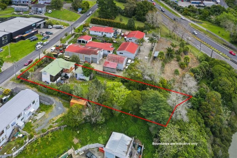 Photo of property in 4 Blanc Road, Silverdale, 0932