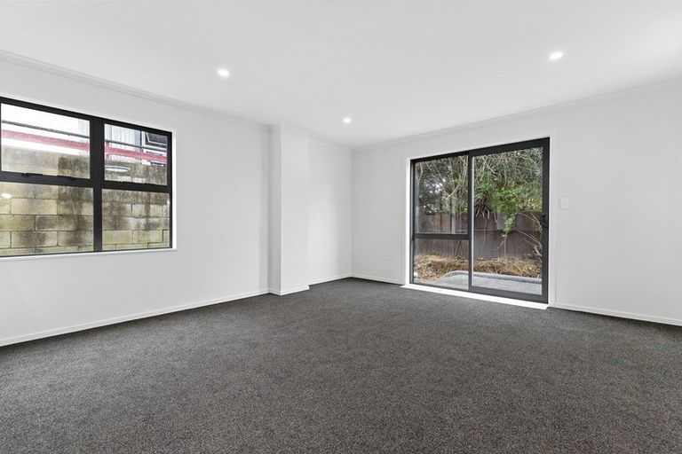 Photo of property in 2/29 May Street, Mount Maunganui, 3116