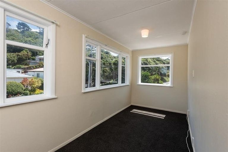 Photo of property in 235 Ohiro Road, Brooklyn, Wellington, 6021