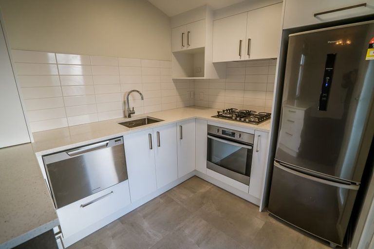 Photo of property in 83 Roxburgh Street, Mount Victoria, Wellington, 6011