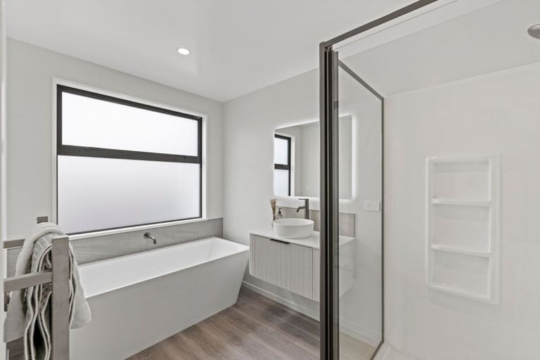 Photo of property in 10 Eccles Place, Halswell, Christchurch, 8025