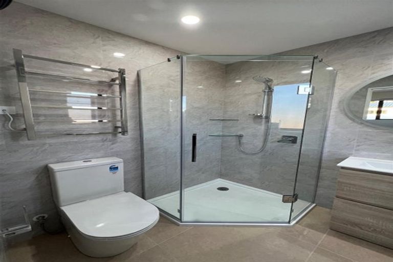 Photo of property in 27 Arahopu Place, Papakura, 2110