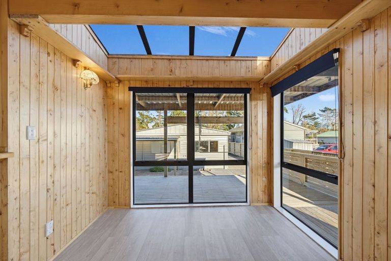 Photo of property in 223 Parkhurst Road, Parakai, 0830