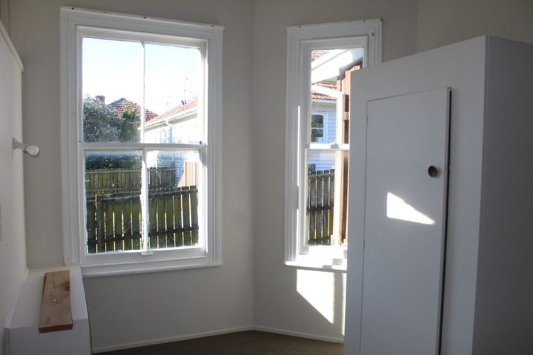 Photo of property in 7 Coles Crescent, Papakura, 2110