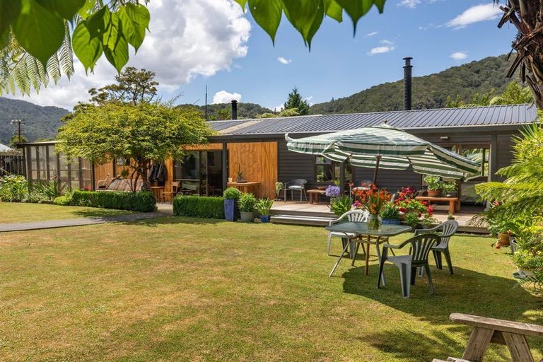 Photo of property in 725 Taylorville Road, Taylorville, Greymouth, 7805