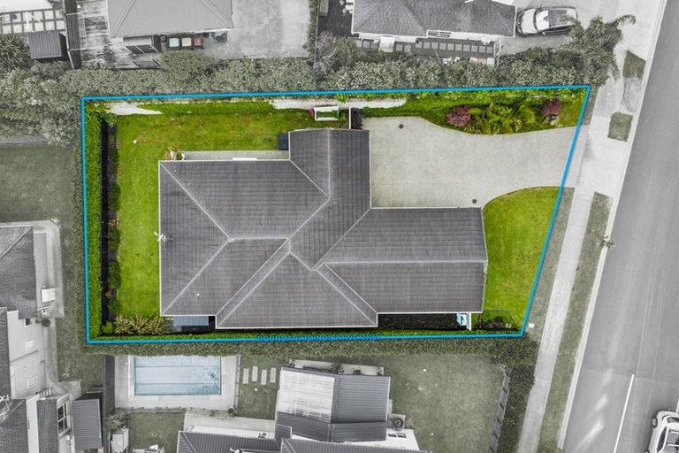 Photo of property in 3 Boocock Crescent, Orewa, 0931