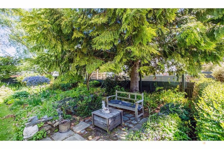 Photo of property in 4 Exeter Street, Waimate, 7924