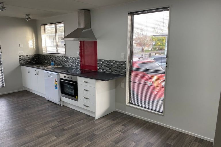 Photo of property in 69b Kaimanawa Street, Kelvin Grove, Palmerston North, 4414