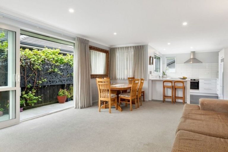 Photo of property in 2 Long Acre Close, Katikati, 3129