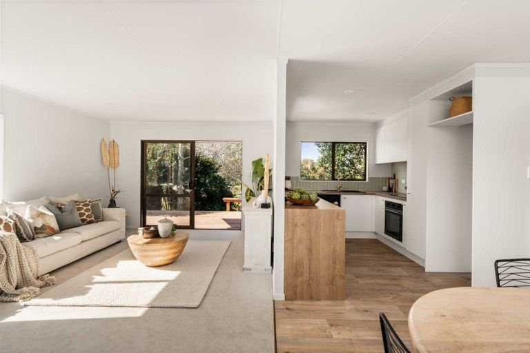 Photo of property in 14 Hastings Street, Te Puke, 3119