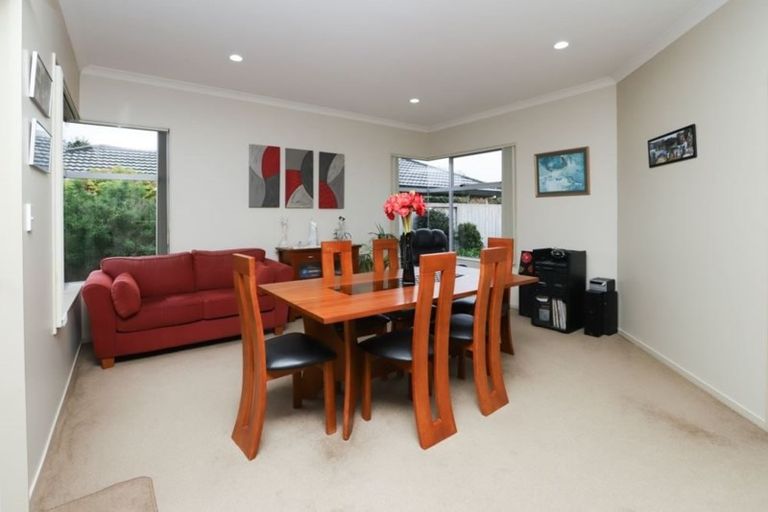 Photo of property in 31 Mickelson Avenue, Rototuna, Hamilton, 3210