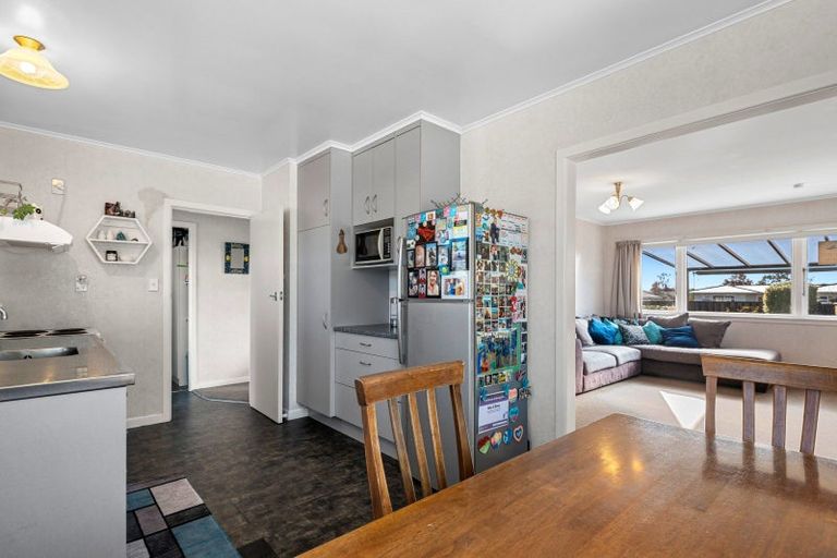 Photo of property in 6 Kusabs Road, Mangakakahi, Rotorua, 3015