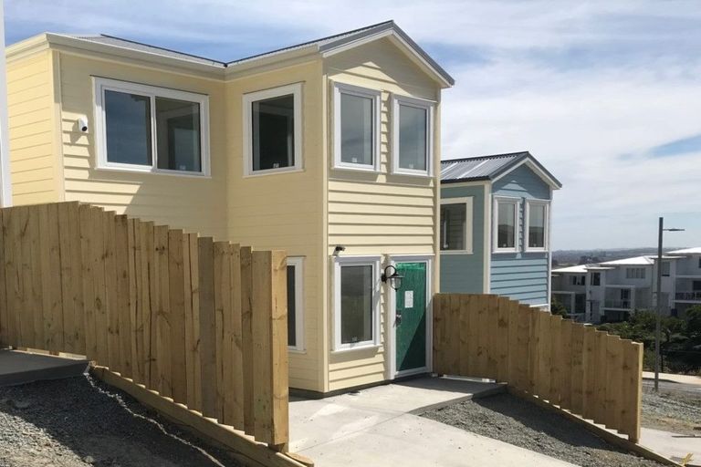 Photo of property in 11 Fernly Rise, Flat Bush, Auckland, 2019