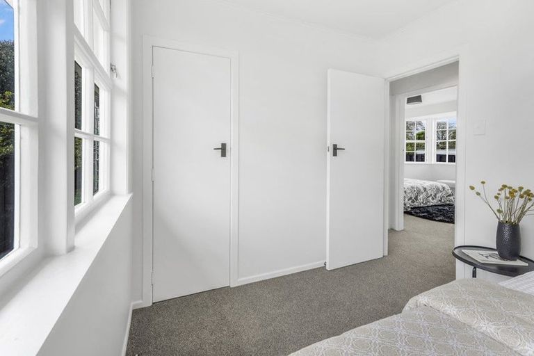 Photo of property in 260 Sandwich Road, St Andrews, Hamilton, 3200