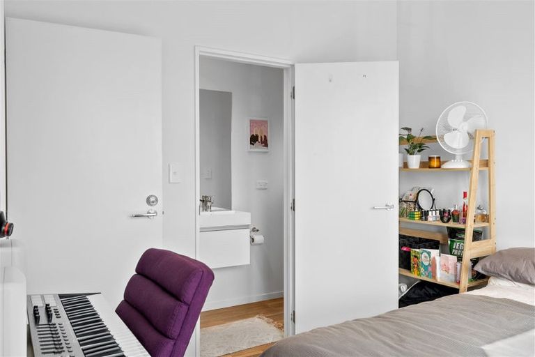 Photo of property in 10 Mackay Street, Wigram, Christchurch, 8042