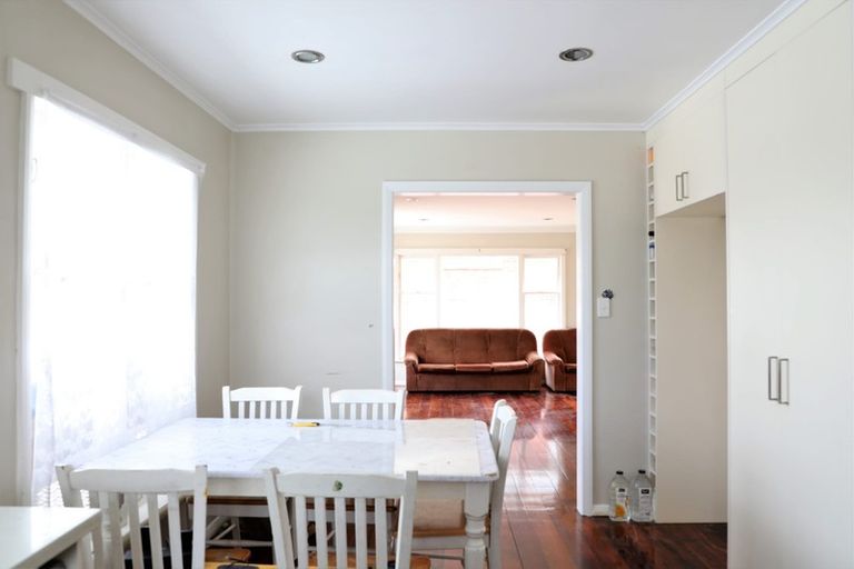 Photo of property in 1/251 Pakuranga Road, Pakuranga, Auckland, 2010