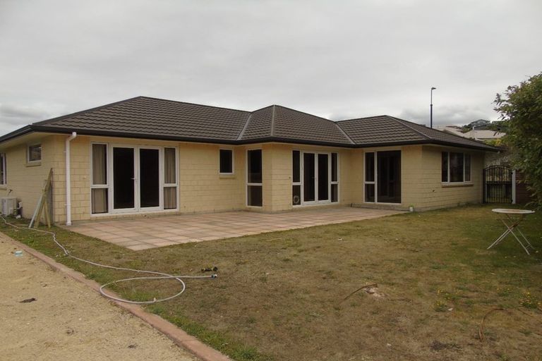 Photo of property in 12 Tararua Close, Aotea, Porirua, 5024
