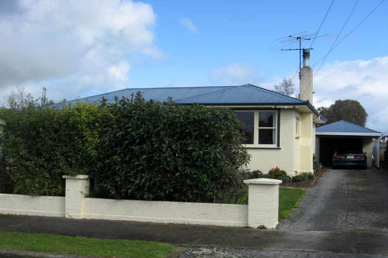 Photo of property in 17 Bledisloe Street, Solway, Masterton, 5810
