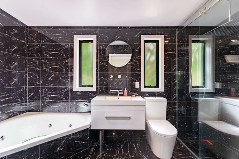 Photo of property in 78 Howard Road, Point Howard, Lower Hutt, 5013