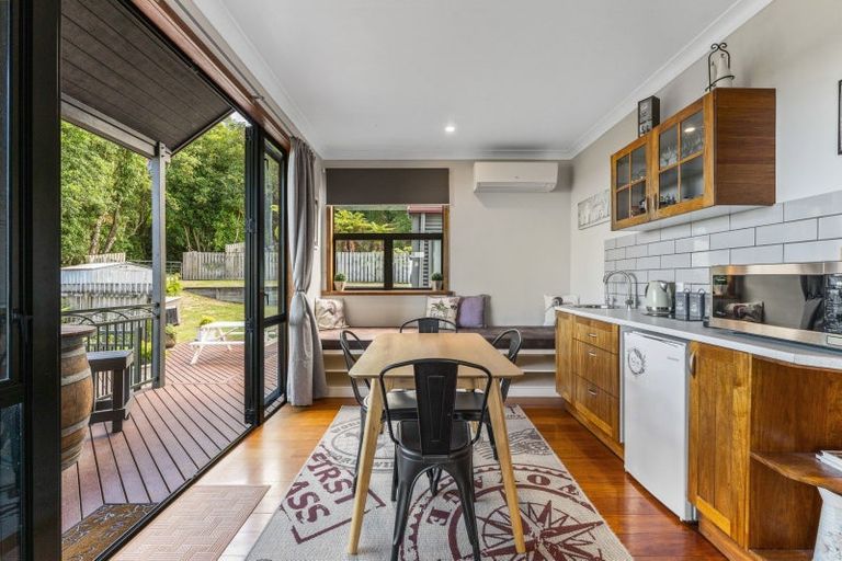 Photo of property in 85 Mapara Road, Acacia Bay, Taupo, 3385