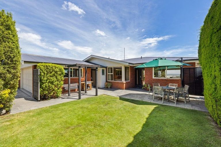 Photo of property in 11 Michael Avenue, Mount Pleasant, Christchurch, 8081