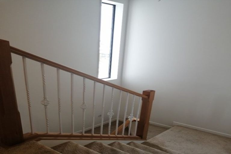 Photo of property in 89 Rosedale Road, Pinehill, Auckland, 0632