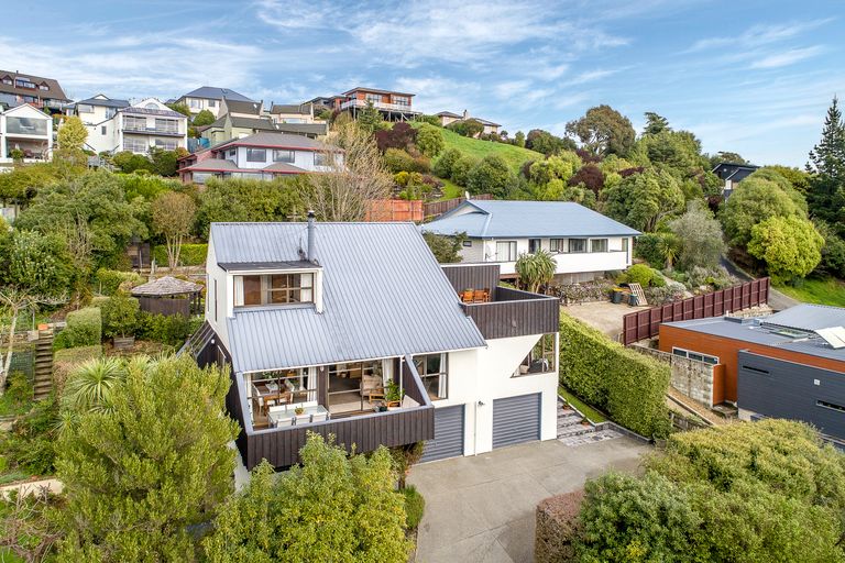 Photo of property in 18 Happy Home Road, Westmorland, Christchurch, 8025